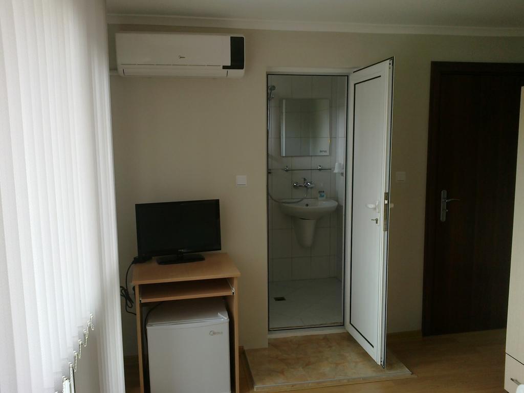 Guest Rooms Rusalka Kranevo Phòng bức ảnh